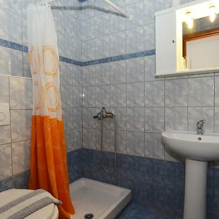 Lägenhetshotell Iraklis 3*