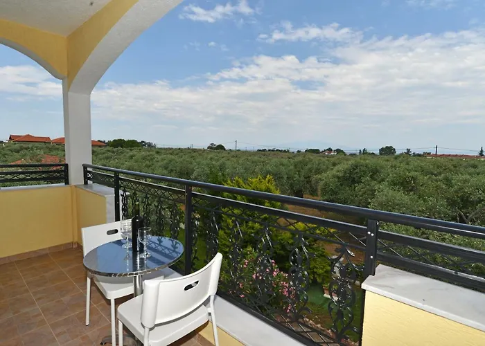 伊拉克利斯酒店 3*