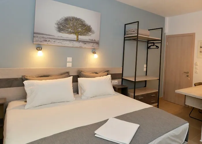 伊拉克利斯酒店 公寓式酒店 3*