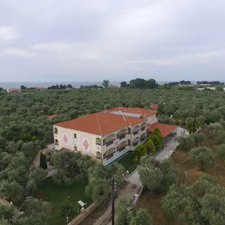 Apartmanhotel Iraklis 3*